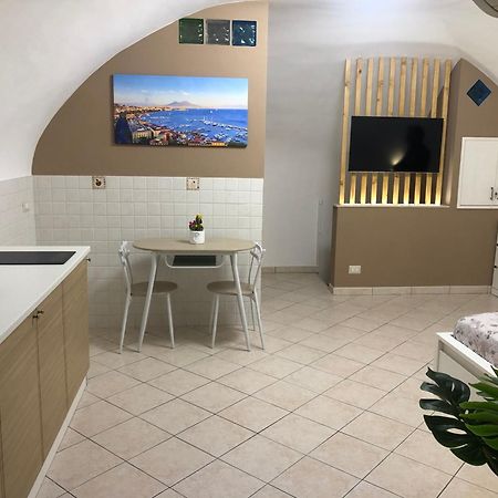 Апартаменты La Casa Di Ludovica Неаполь Экстерьер фото
